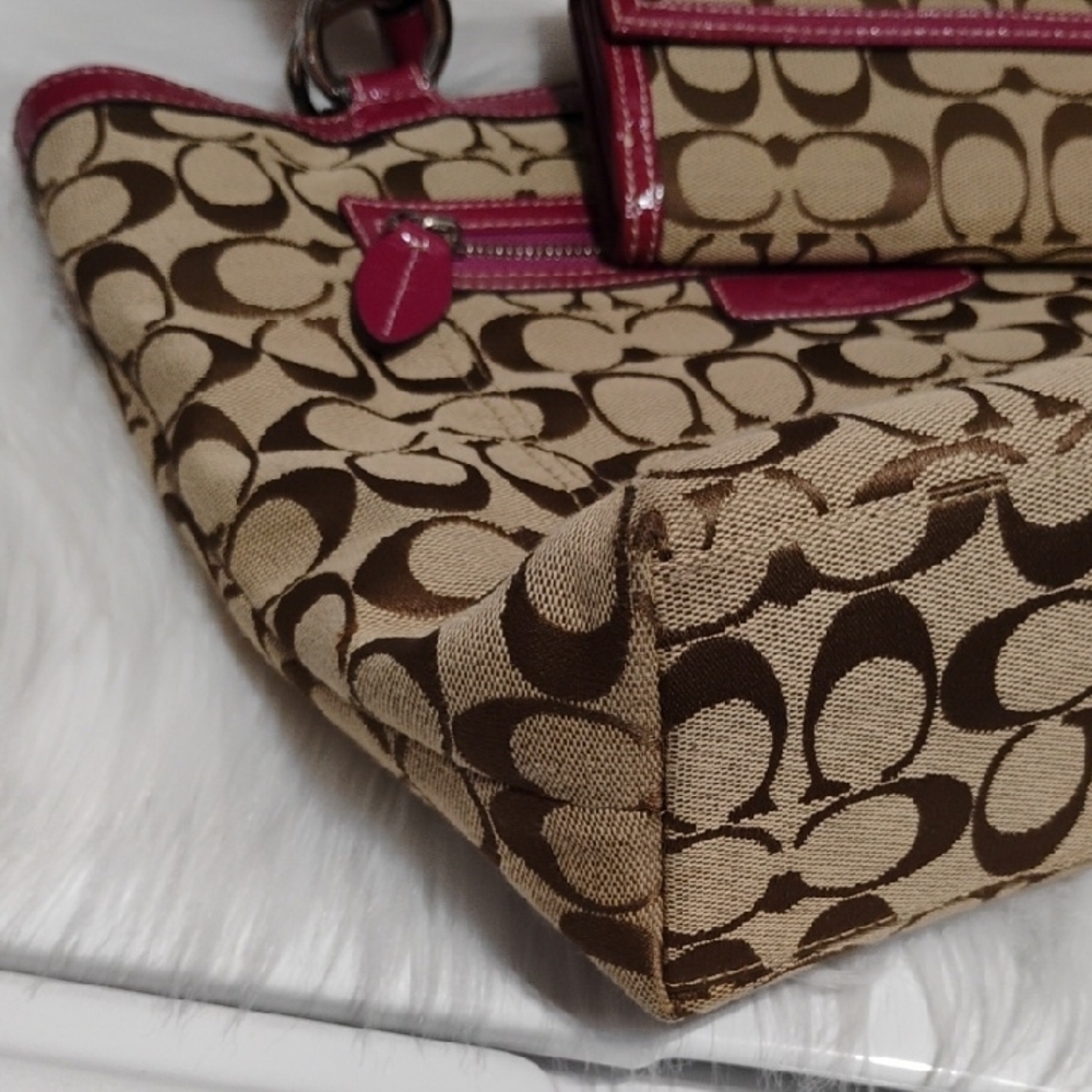 SALE! Auth Coach Tan/Mauve Signature Shoulder Bag & Wallet Vintage Bundle - Picture 14 of 16